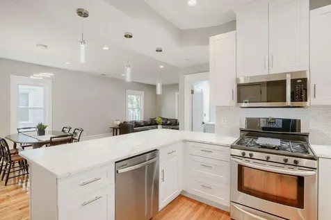 2615 Columbus Avenue Minneapolis MN 55407