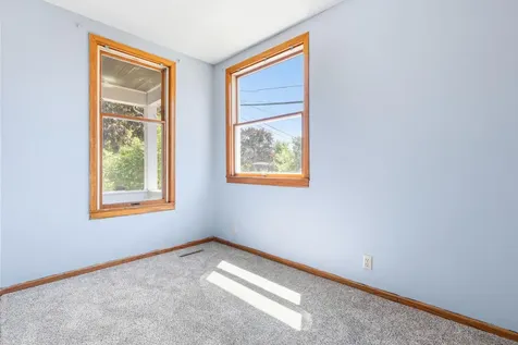 979 Victoria Street N Saint Paul MN 55103