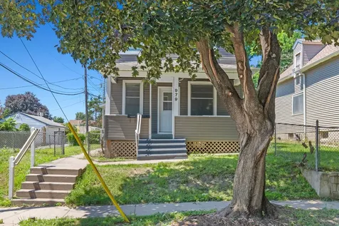 979 Victoria Street N Saint Paul MN 55103
