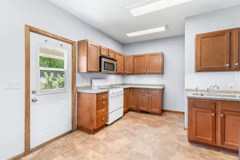 979 Victoria Street N Saint Paul MN 55103