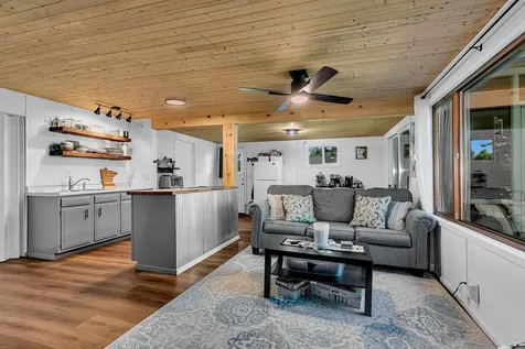 38089 Treehouse Lane Avon MN 56310
