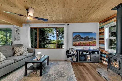 38089 Treehouse Lane Avon MN 56310