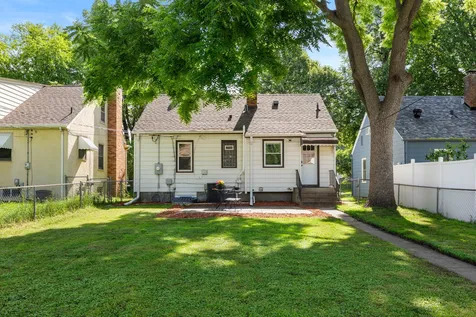 2930 Cleveland Street NE Minneapolis MN 55418