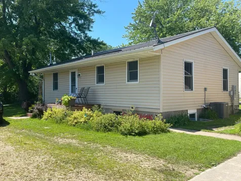 321 W Michigan Street W Lake City MN 55041