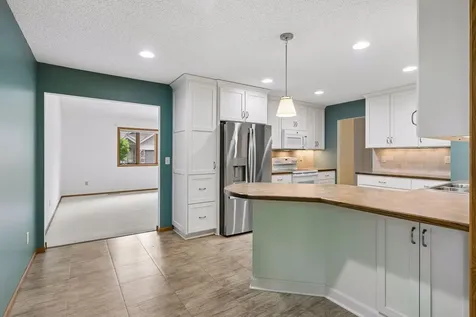 13410 Parkwood Drive Burnsville MN 55337