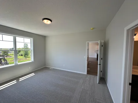 20027 Glarus Lane Lakeville MN 55044