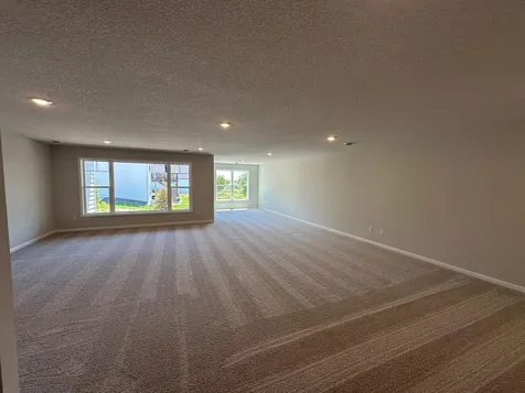 20027 Glarus Lane Lakeville MN 55044