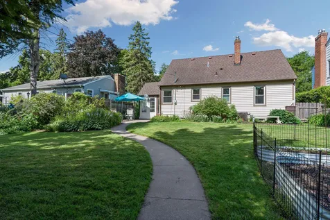 960 Hall Avenue West Saint Paul MN 55118