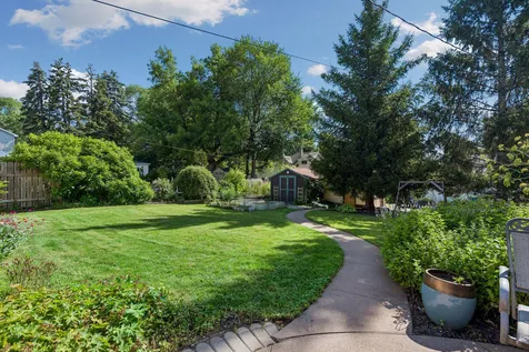 960 Hall Avenue West Saint Paul MN 55118