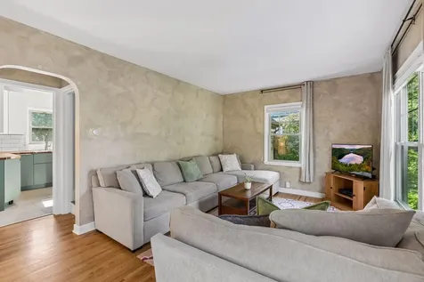 960 Hall Avenue West Saint Paul MN 55118