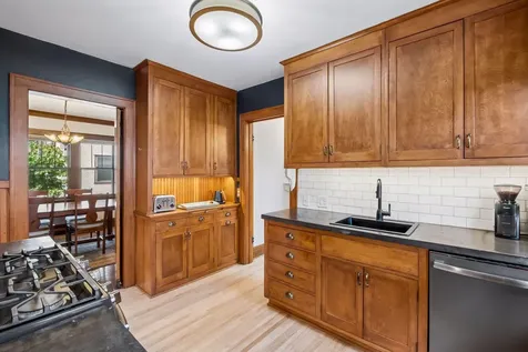1301 Victoria Street N Saint Paul MN 55117