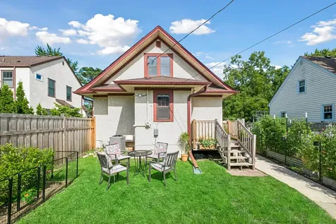 1301 Victoria Street N Saint Paul MN 55117