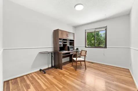 12808 Woodview Lane Burnsville MN 55337
