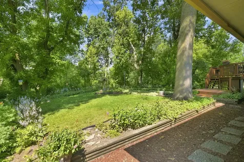 12808 Woodview Lane Burnsville MN 55337