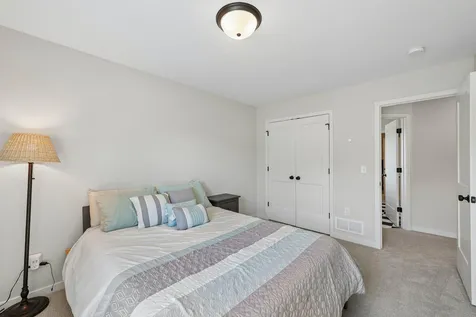 399 Tessier Court Saint Paul MN 55127