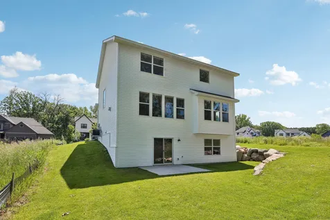 399 Tessier Court Saint Paul MN 55127