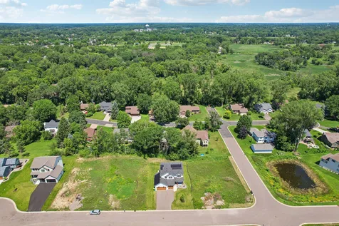 399 Tessier Court Saint Paul MN 55127