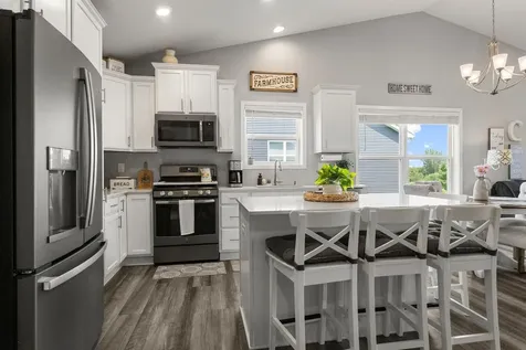 1131 Stonebridge Path Jordan MN 55352