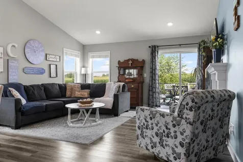 1131 Stonebridge Path Jordan MN 55352