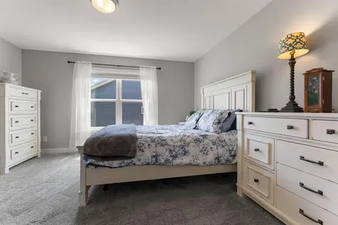 1131 Stonebridge Path Jordan MN 55352
