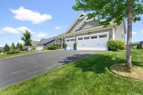 1131 Stonebridge Path Jordan MN 55352