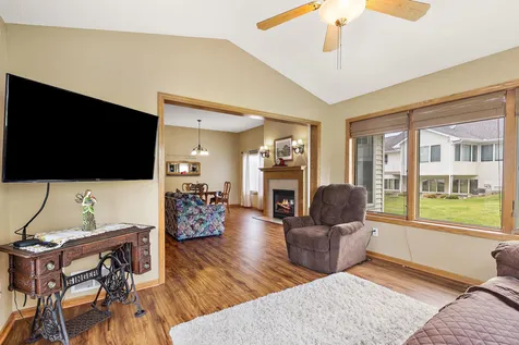 14943 Hillside Circle NW Prior Lake MN 55372