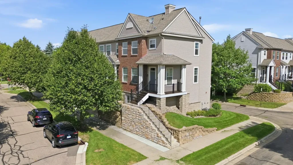 2066 Wellens Street Chaska MN 55318