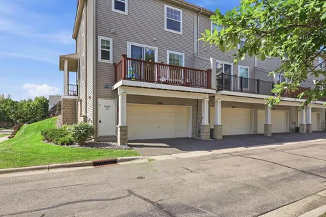 2066 Wellens Street Chaska MN 55318