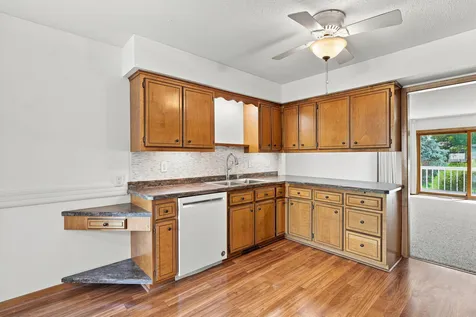 2003 28th Avenue NW New Brighton MN 55112