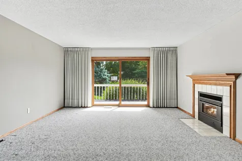2003 28th Avenue NW New Brighton MN 55112
