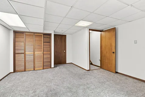 2003 28th Avenue NW New Brighton MN 55112