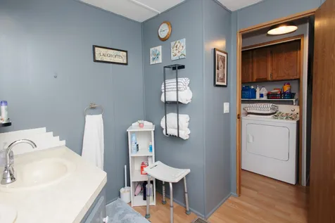2713 Benlana Court Maplewood MN 55119