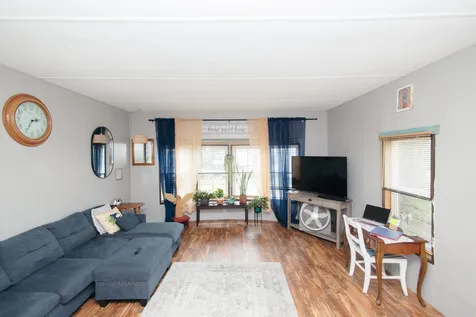 2713 Benlana Court Maplewood MN 55119