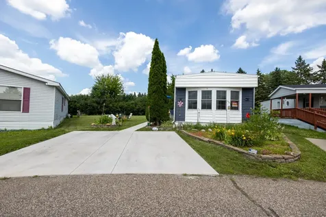 2713 Benlana Court Maplewood MN 55119