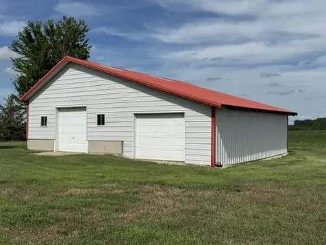 48437 County Road 28 Windom MN 56101