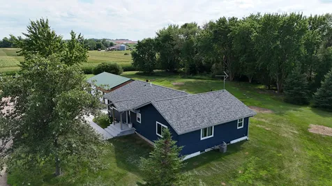 48437 County Road 28 Windom MN 56101
