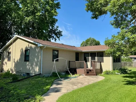 126 S 1st Street Bird Island MN 55310