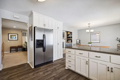 16405 5th Avenue N Plymouth MN 55447