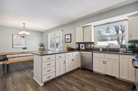16405 5th Avenue N Plymouth MN 55447