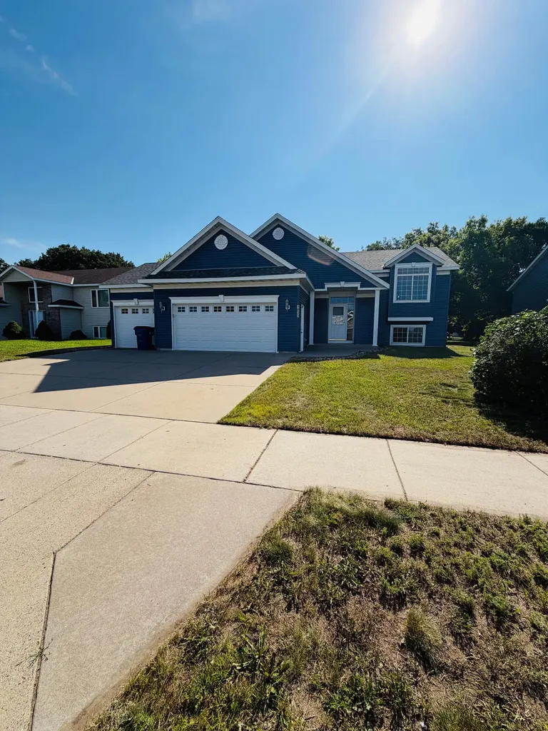1032 Gladview Court Saint Cloud MN 56303