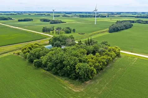 6134 118th Street SE Blooming Prairie MN 55917