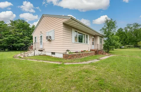 507 NW 16th Avenue Grand Rapids MN 55744