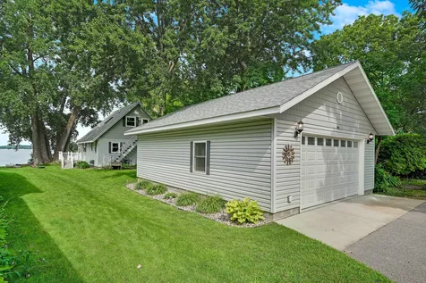 945 Reed Street N Waterville MN 56096