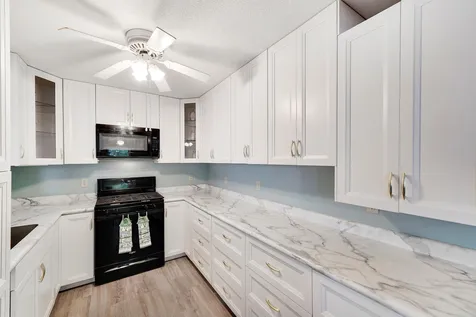 945 Reed Street N Waterville MN 56096