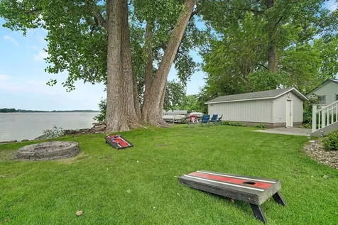 945 Reed Street N Waterville MN 56096