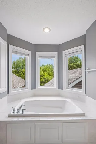 15003 Windemere Lane Burnsville MN 55306