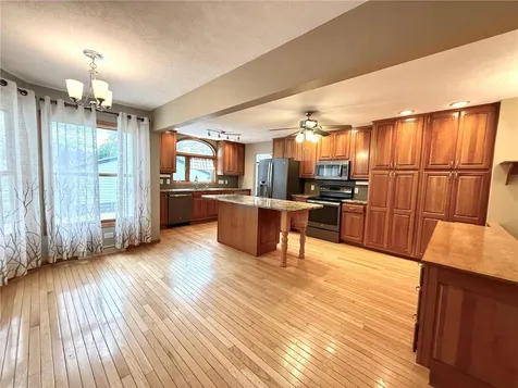 225 Sunrise Blvd Boulevard Redwood Falls MN 56283