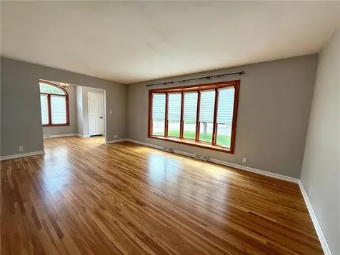 225 Sunrise Blvd Boulevard Redwood Falls MN 56283