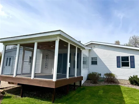 225 Sunrise Blvd Boulevard Redwood Falls MN 56283