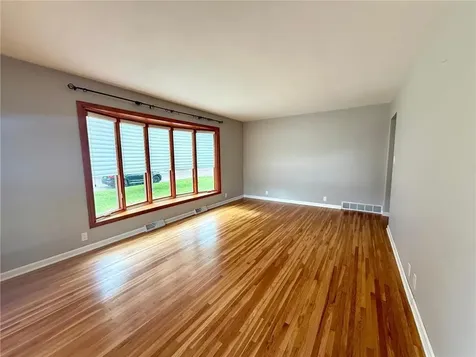 225 Sunrise Blvd Boulevard Redwood Falls MN 56283
